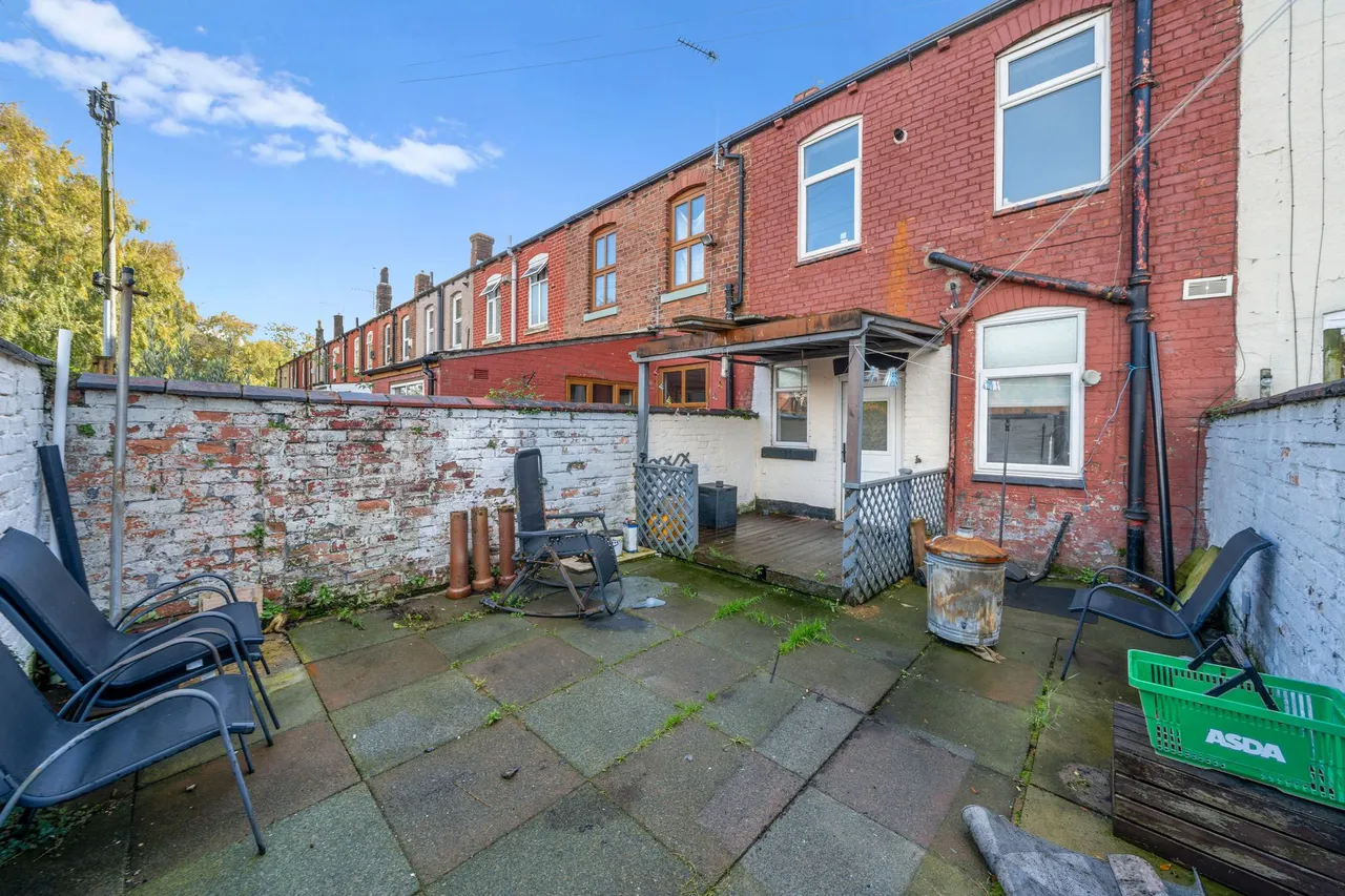 Buchanan Street, Leigh, WN7, photo 10
