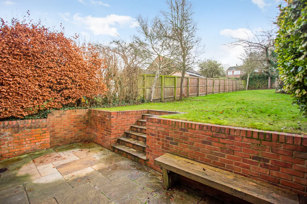 George Lane, Marlborough, SN8, photo 3