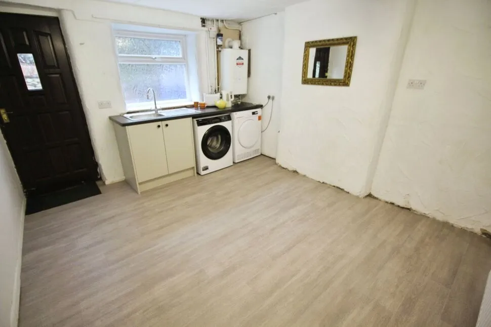 Stafford Road, Sheffield, S2, photo 8
