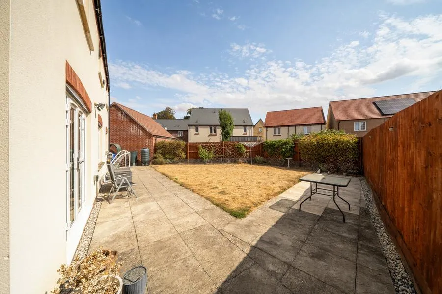 Redcar Road, Bicester, OX26, photo 25