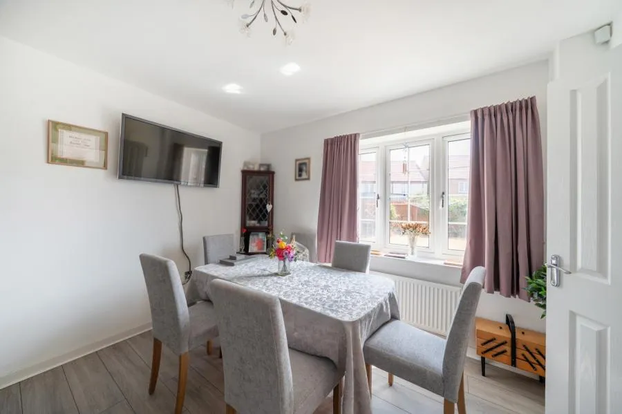 Redcar Road, Bicester, OX26, photo 7