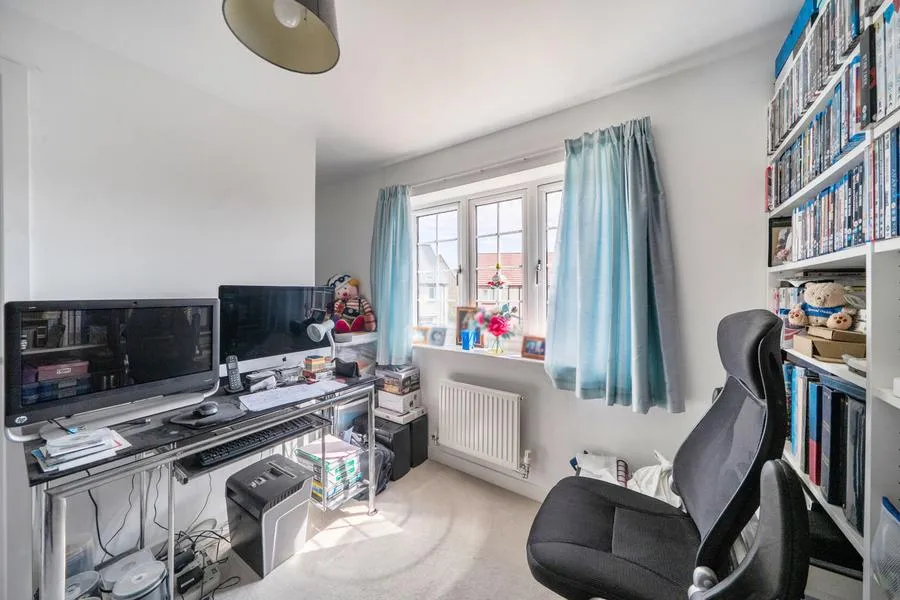 Redcar Road, Bicester, OX26, photo 18
