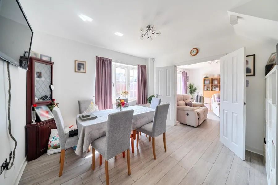 Redcar Road, Bicester, OX26, photo 6