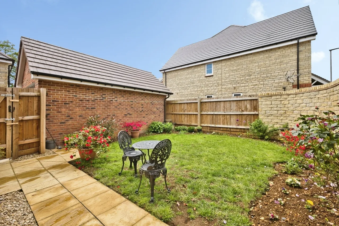 Angels Way, Milborne Port, DT9, photo 22