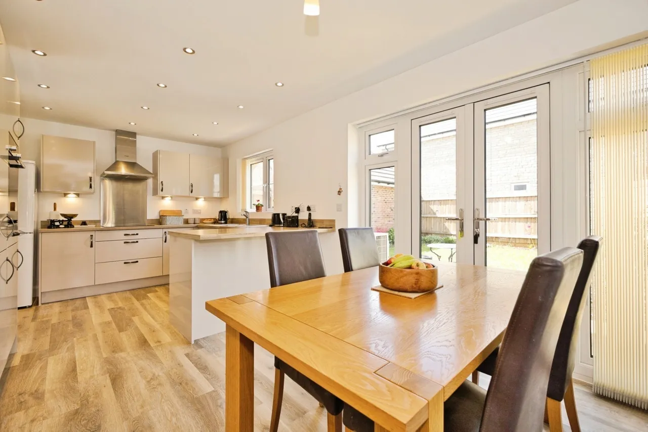 Angels Way, Milborne Port, DT9, photo 6