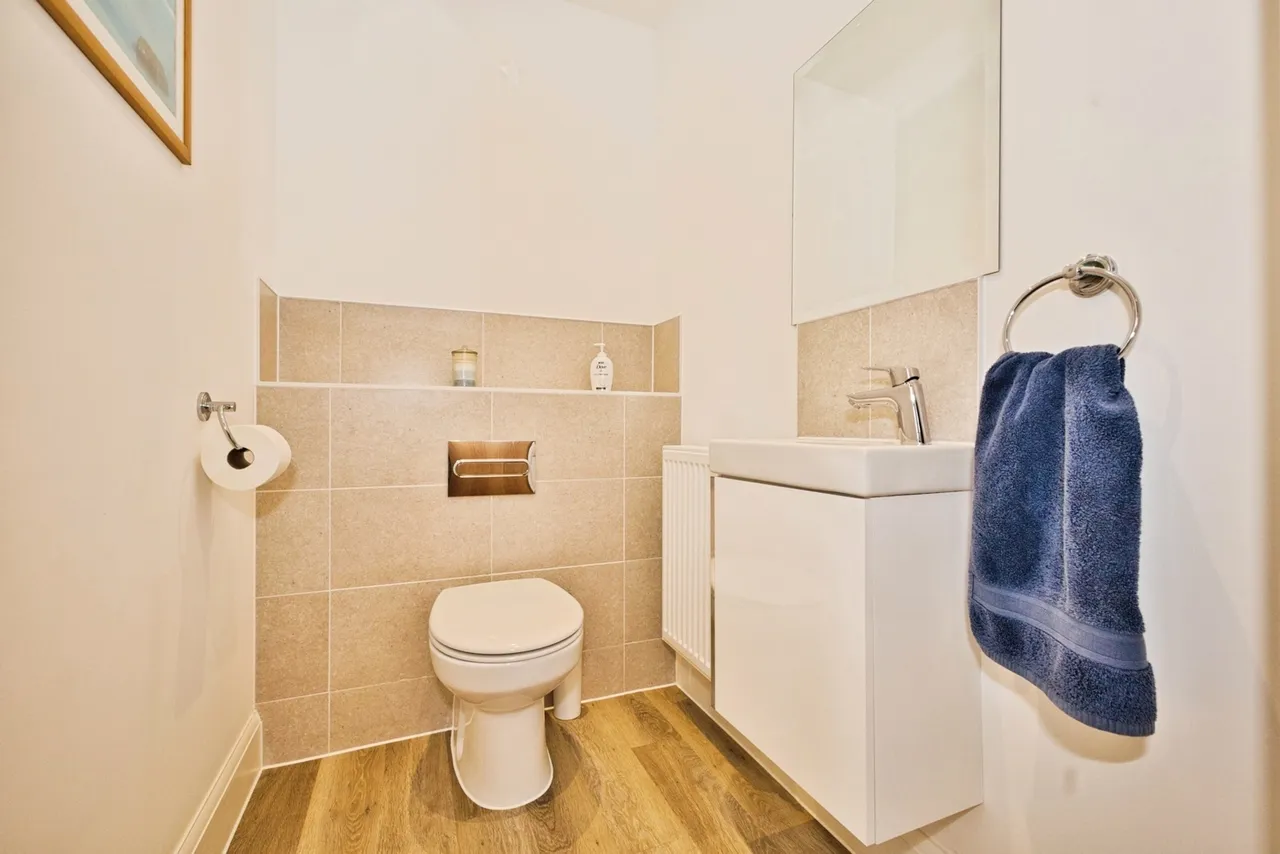 Angels Way, Milborne Port, DT9, photo 17
