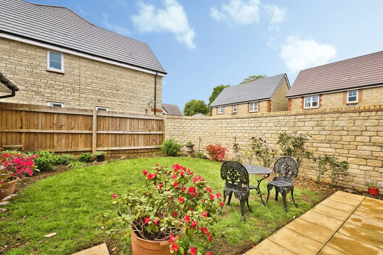 Angels Way, Milborne Port, DT9, photo 11