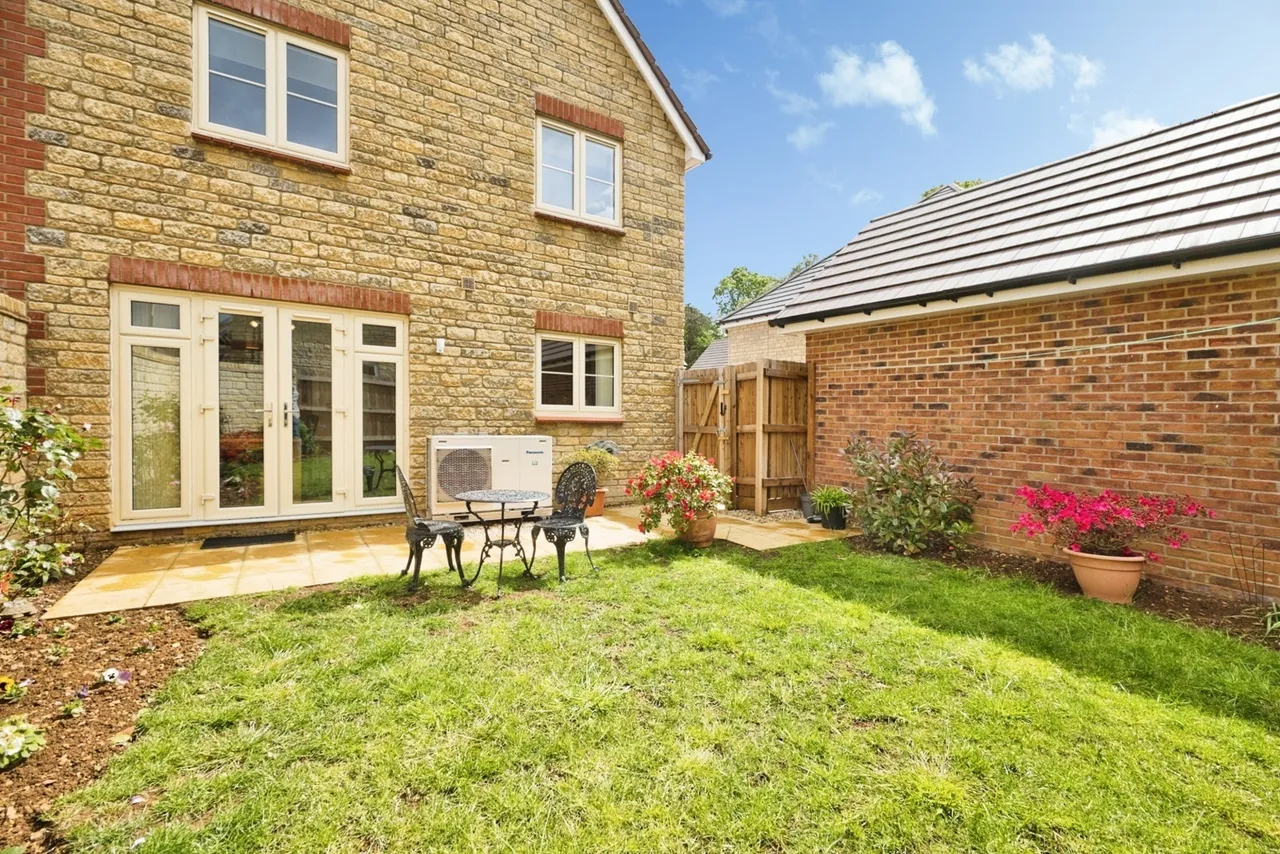 Angels Way, Milborne Port, DT9, photo 12