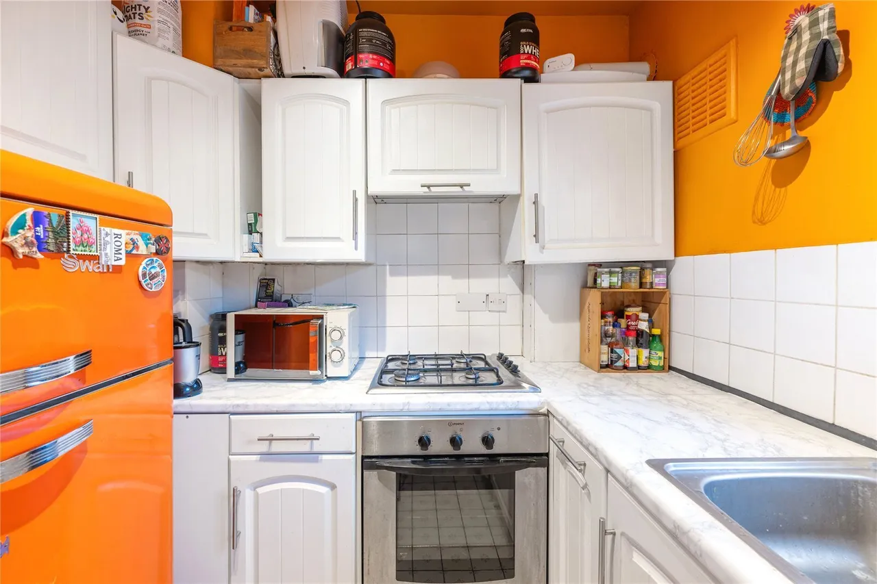 Latchmere Road, Battersea, SW11, photo 9