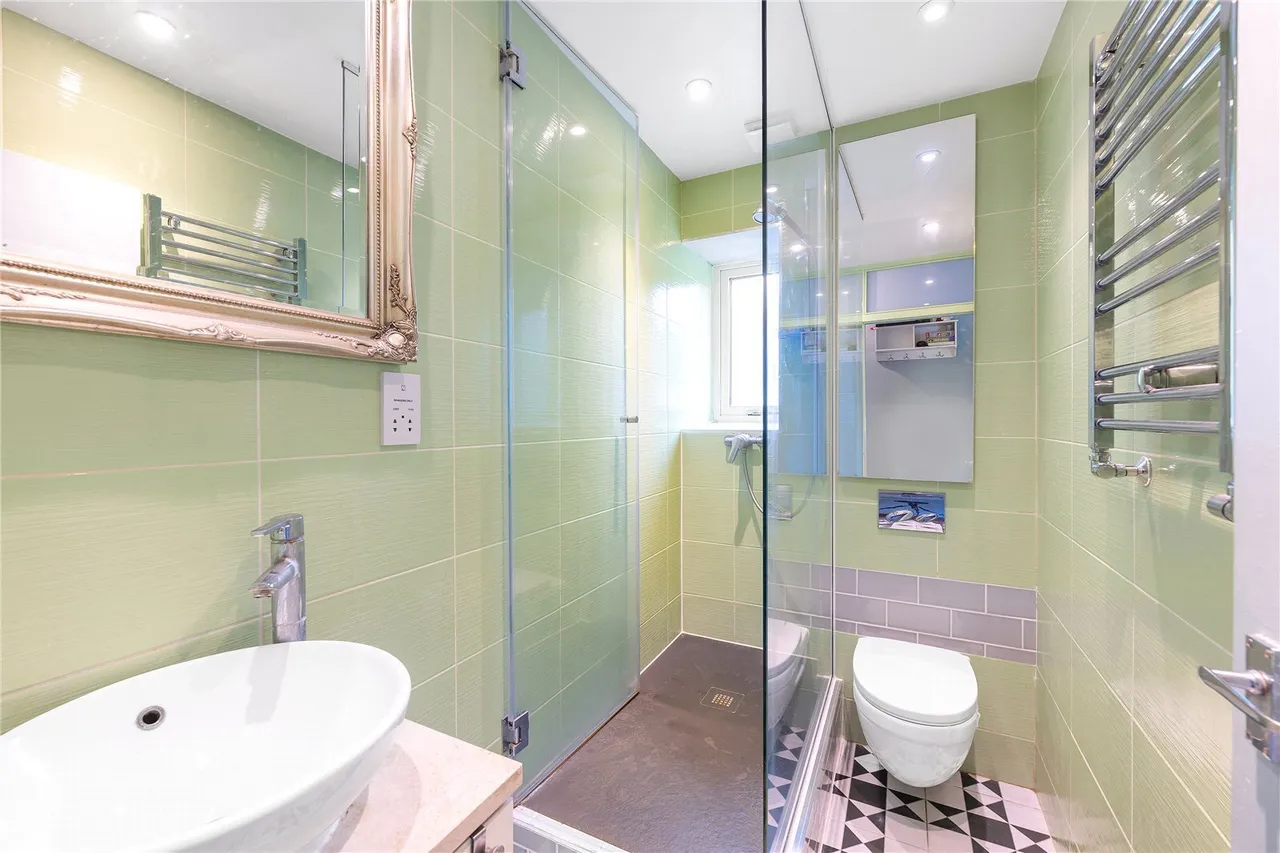 Latchmere Road, Battersea, SW11, photo 5