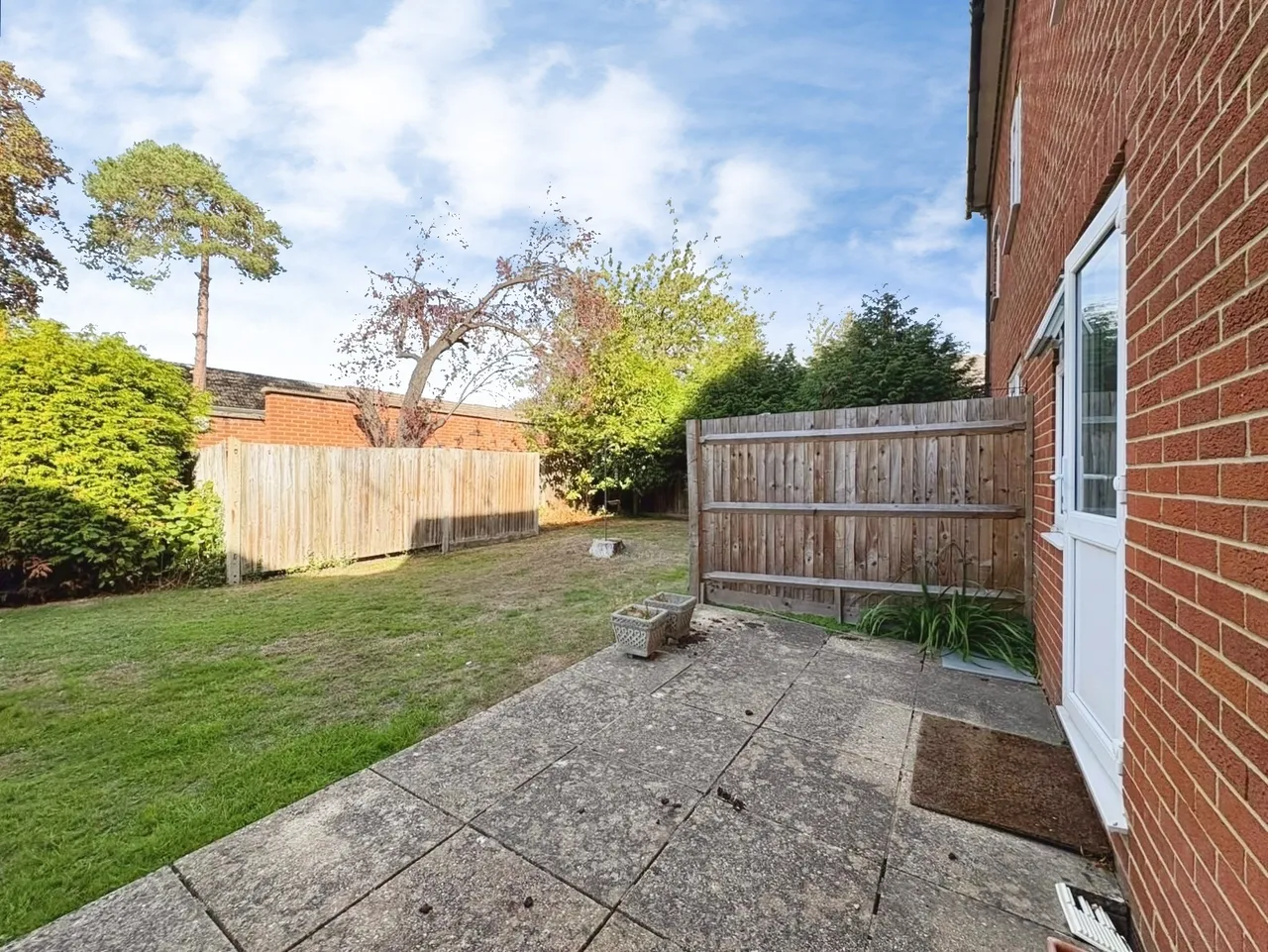 Park Road, Camberley, GU15, photo 8