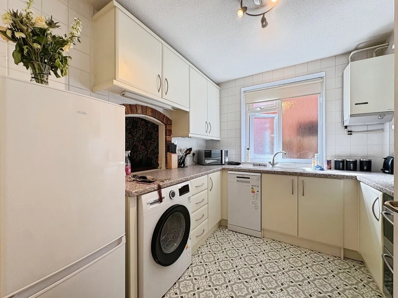 Park Road, Camberley, GU15, photo 2