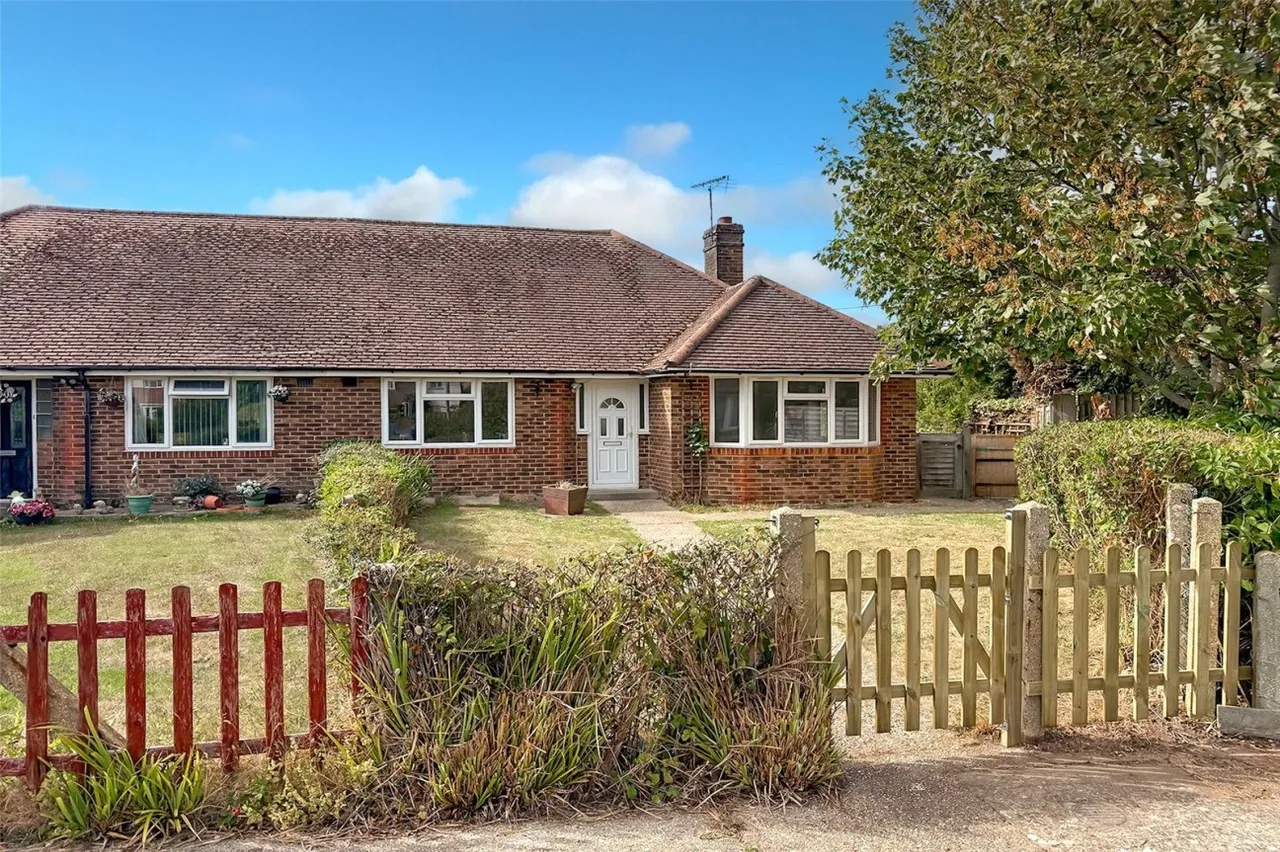 2 bed house for sale, Littlehampton, BN17