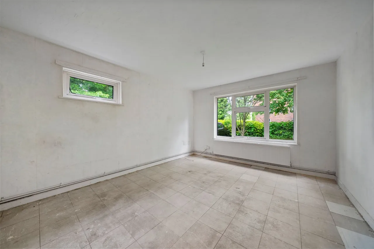 Brockhurst Walk, Wigan, Wigan, WN3 5UG, photo 5