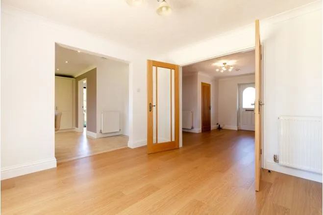 Weald View, Staplecross, Robertsbridge, photo 9