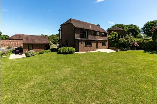 Weald View, Staplecross, Robertsbridge, photo 6