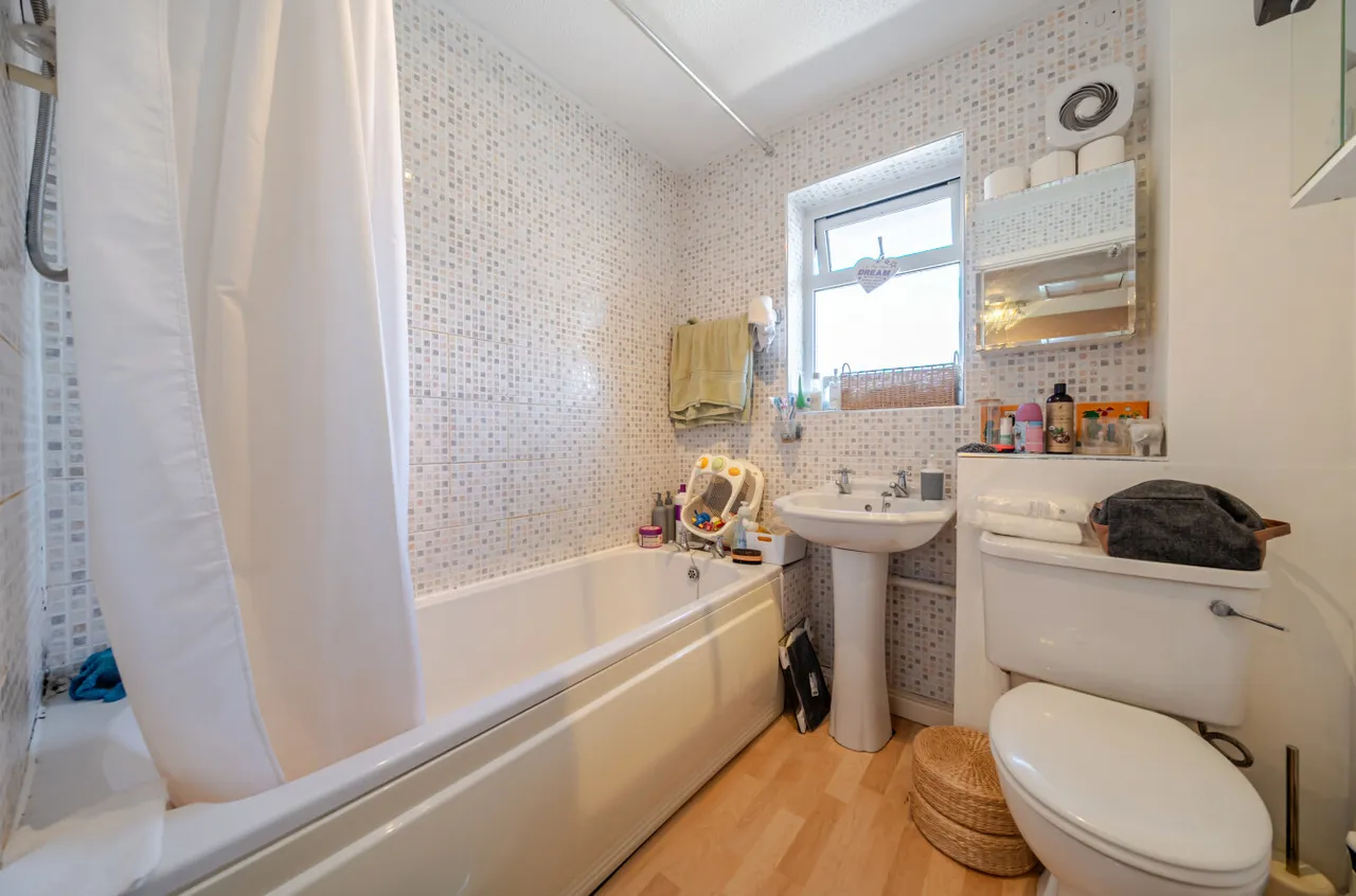 Coleridge Lane, Pudsey, LS28, photo 22