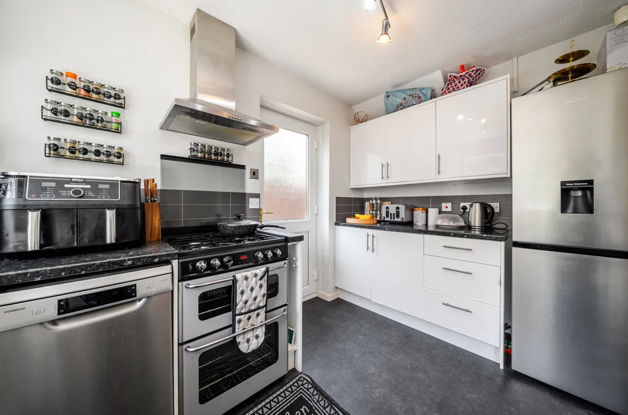 Coleridge Lane, Pudsey, LS28, photo 6