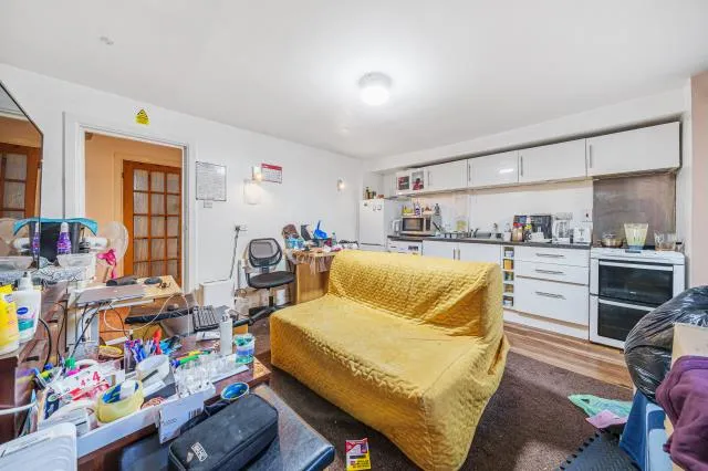Hencroft Street South, Slough, SL1, photo 7