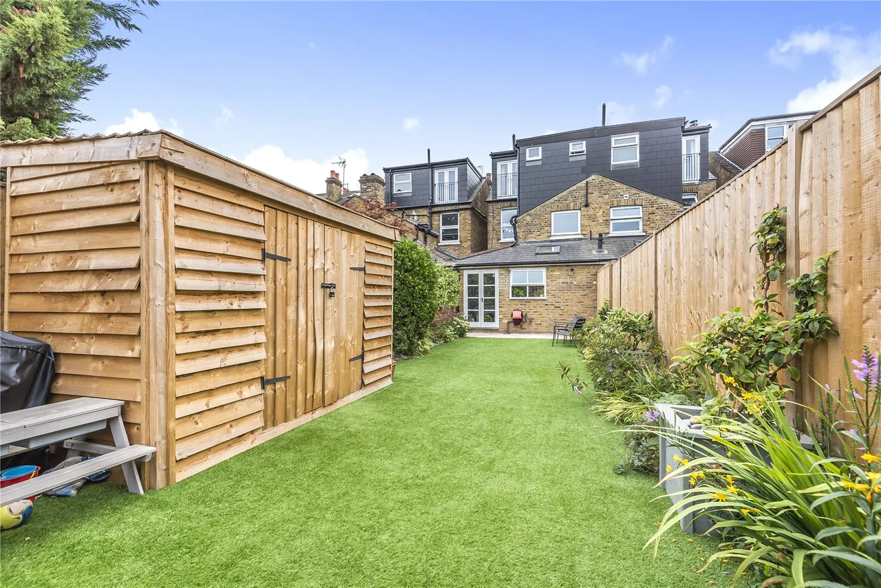 Priory Road, Hampton, TW12 2NT, photo 10