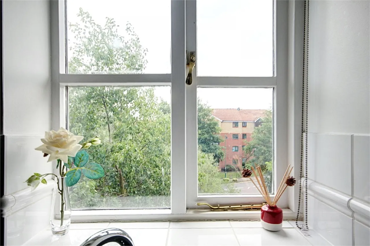 Sten Close, EN3, photo 5