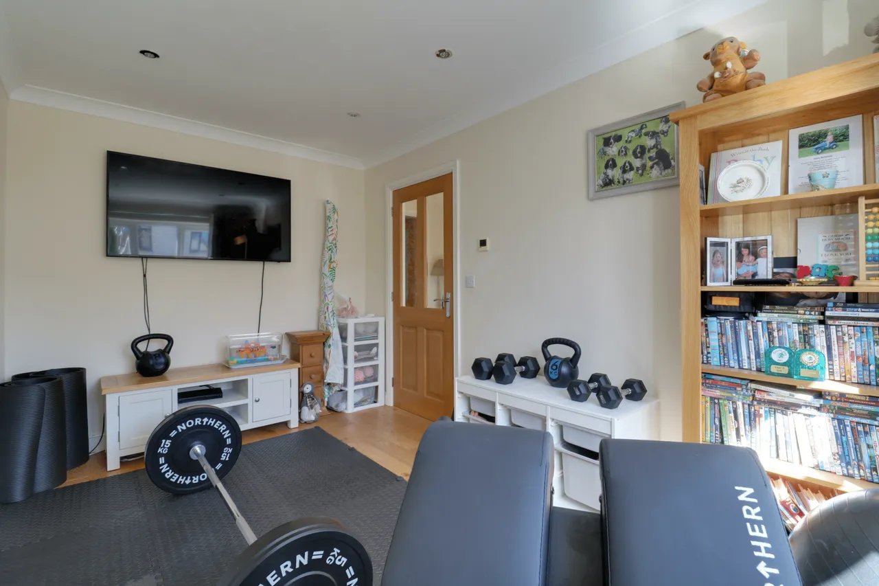 Westgate Road, Belton, DN9, photo 9