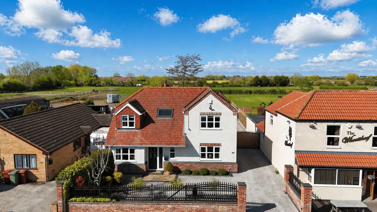 4 bed house for sale, Westgate Road, Belton, DN9