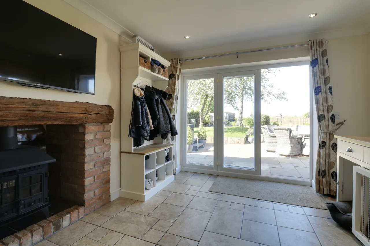 Westgate Road, Belton, DN9, photo 18