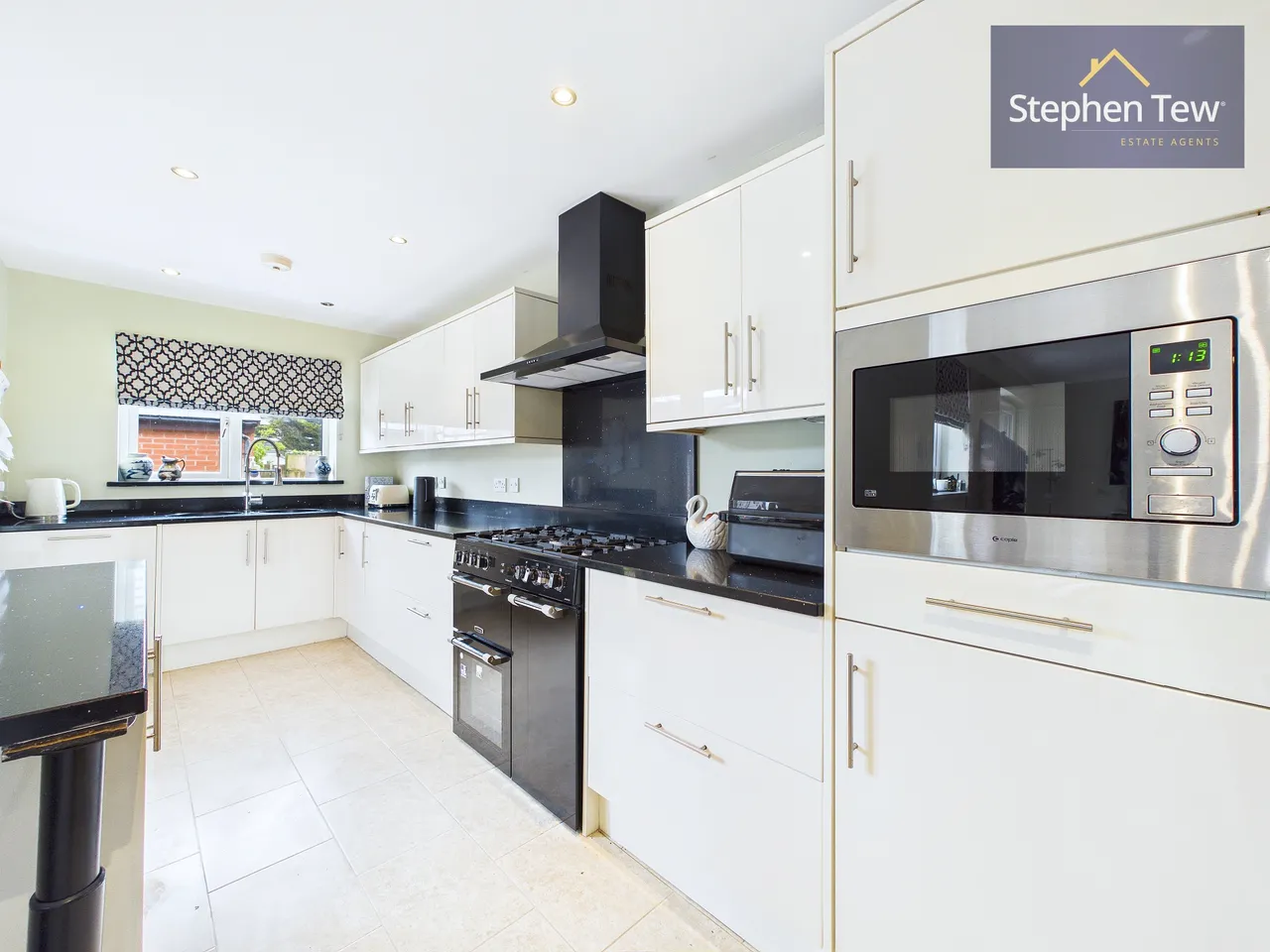 Oakwood Close, Blackpool, FY4, photo 9