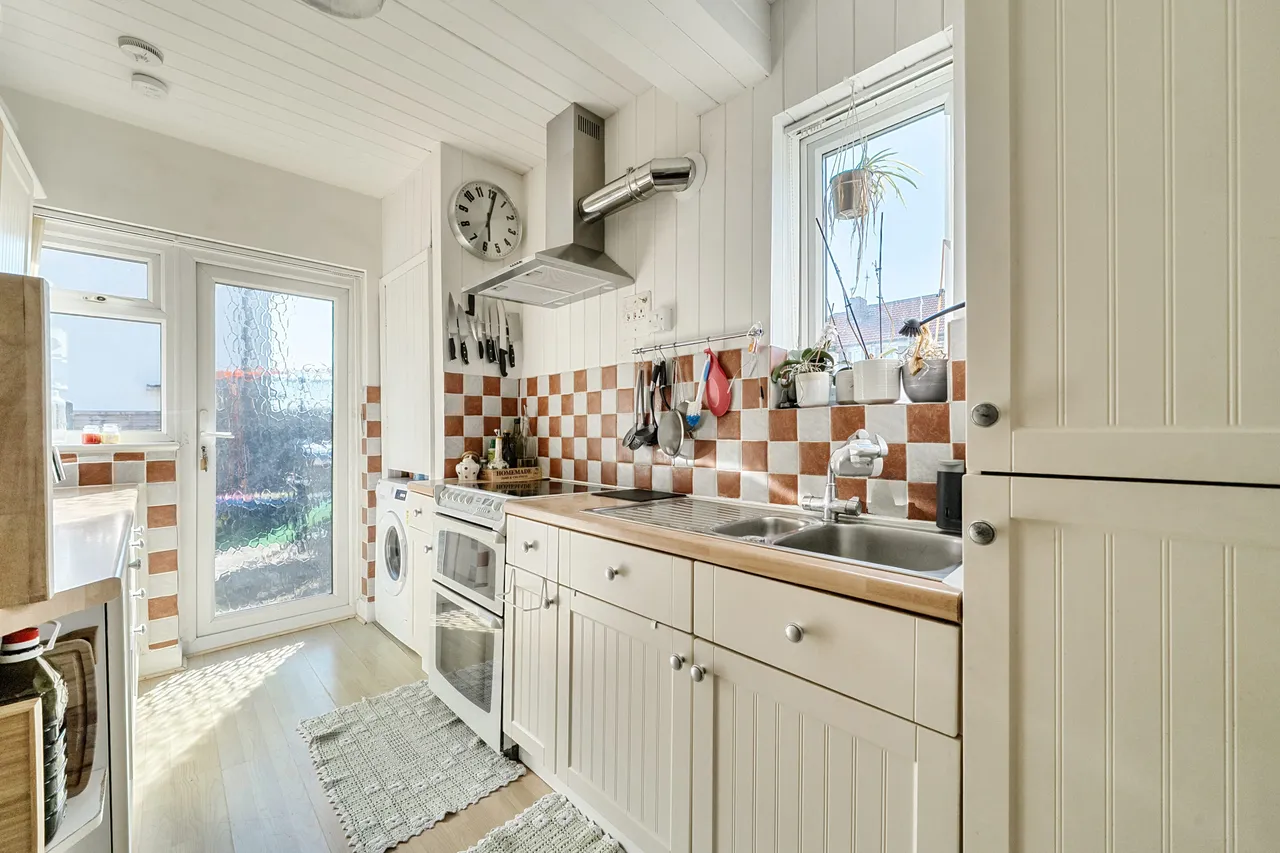West End Road, Ruislip, HA4, photo 5