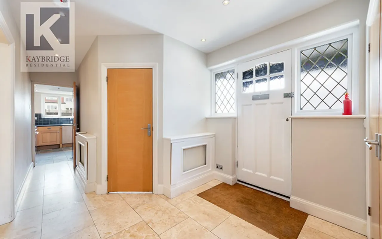 Oaks Avenue, Worcester Park, KT4, photo 2