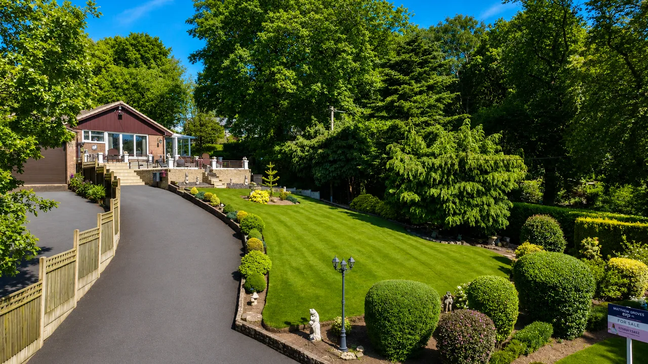 Pinewood Road, Ashley Heath, TF9, photo 2