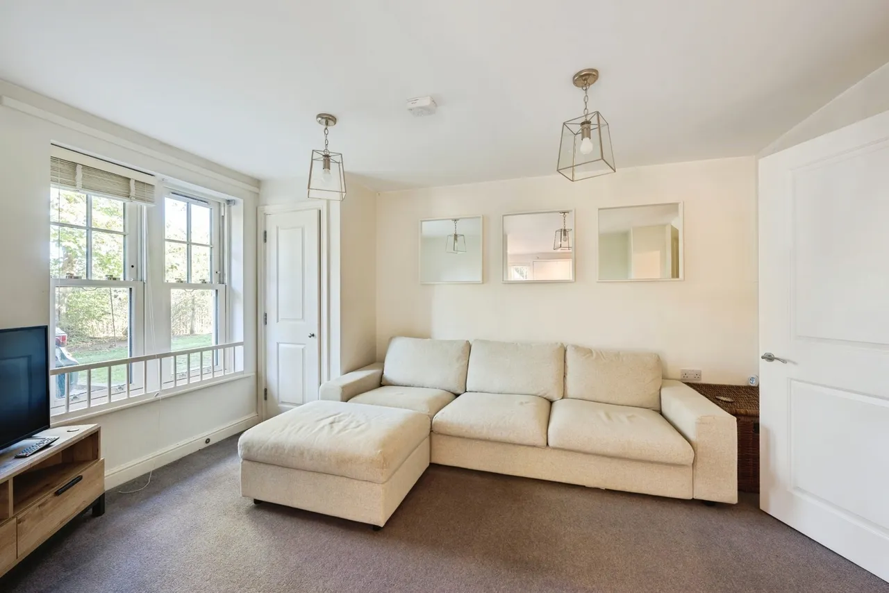 Whitepost Hill, Redhill, RH1, photo 12