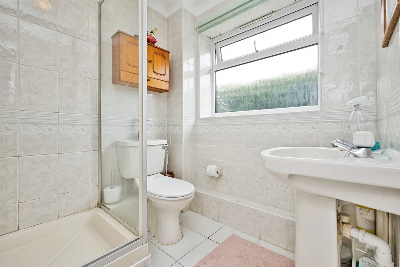 Fox Meadows, Crewkerne, TA18, photo 12