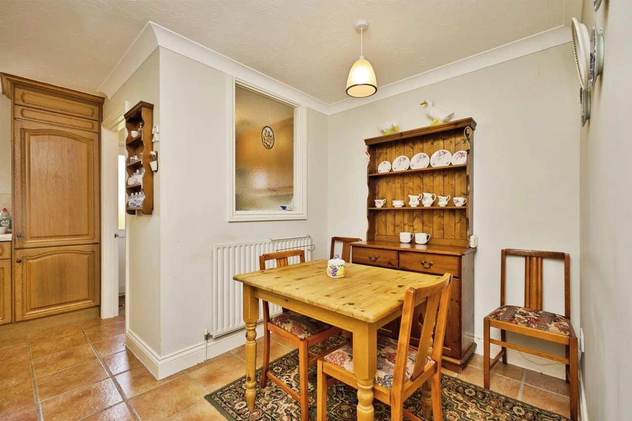 Fox Meadows, Crewkerne, TA18, photo 5