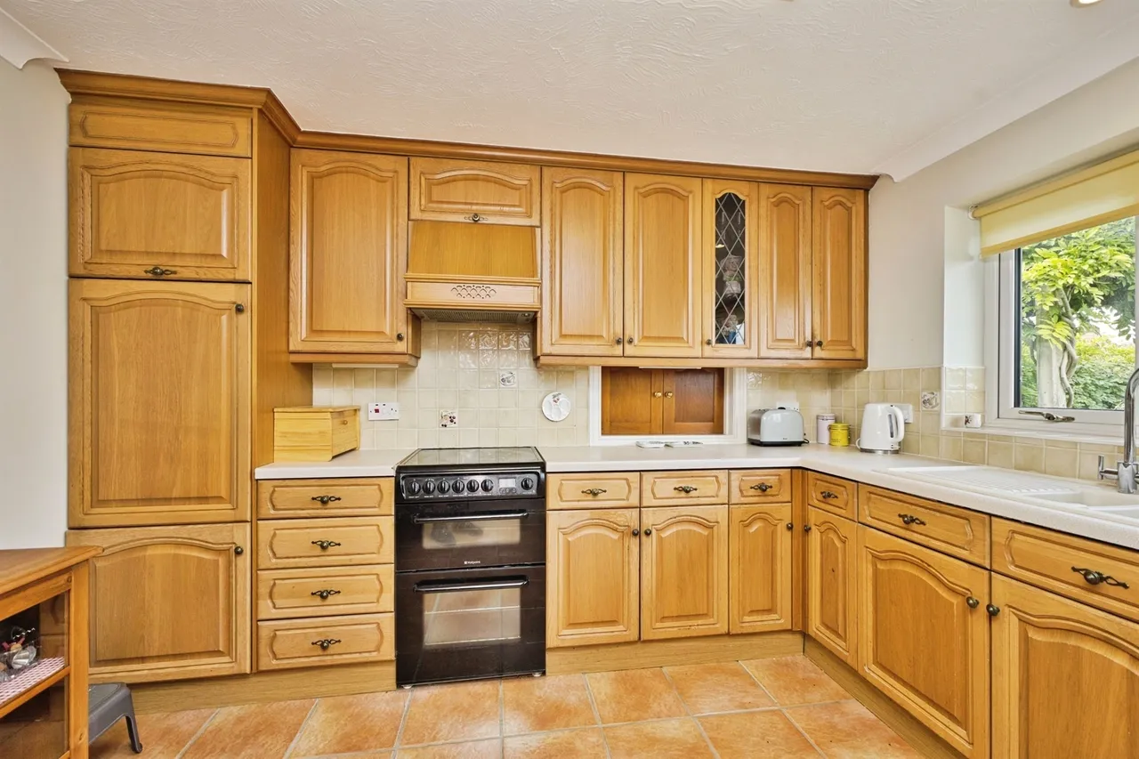 Fox Meadows, Crewkerne, TA18, photo 4