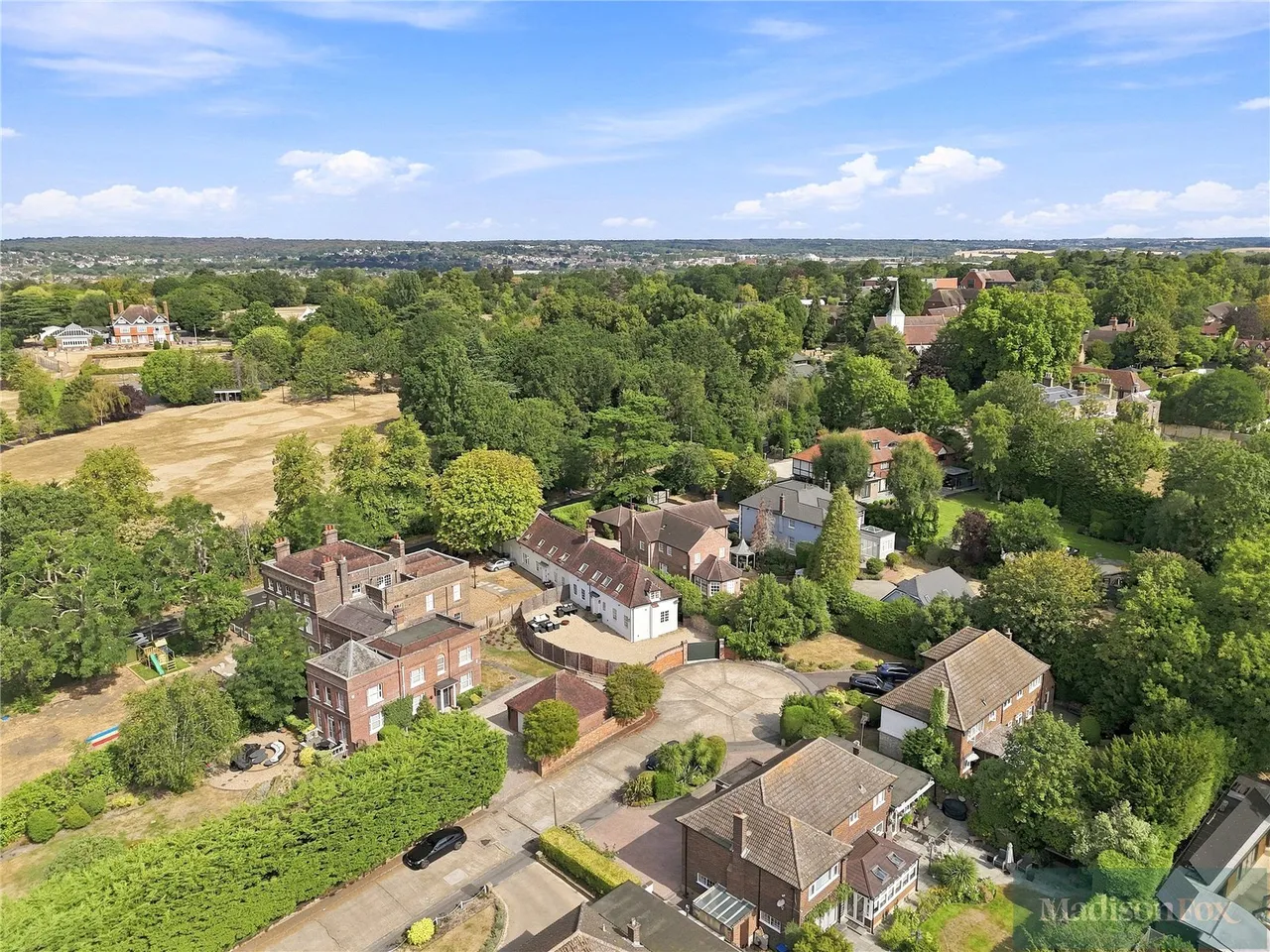 High Mead, Chigwell, IG7, photo 29