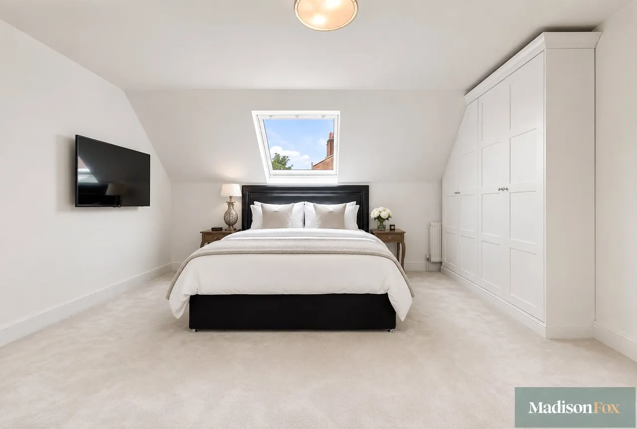 High Mead, Chigwell, IG7, photo 14