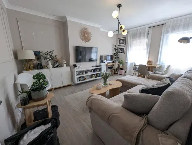 1 bed flat for sale — Well Presented One Bedroom Flat For S...