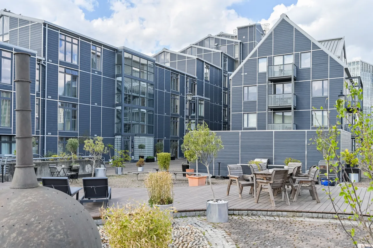 2 bed flat for sale, London, E3