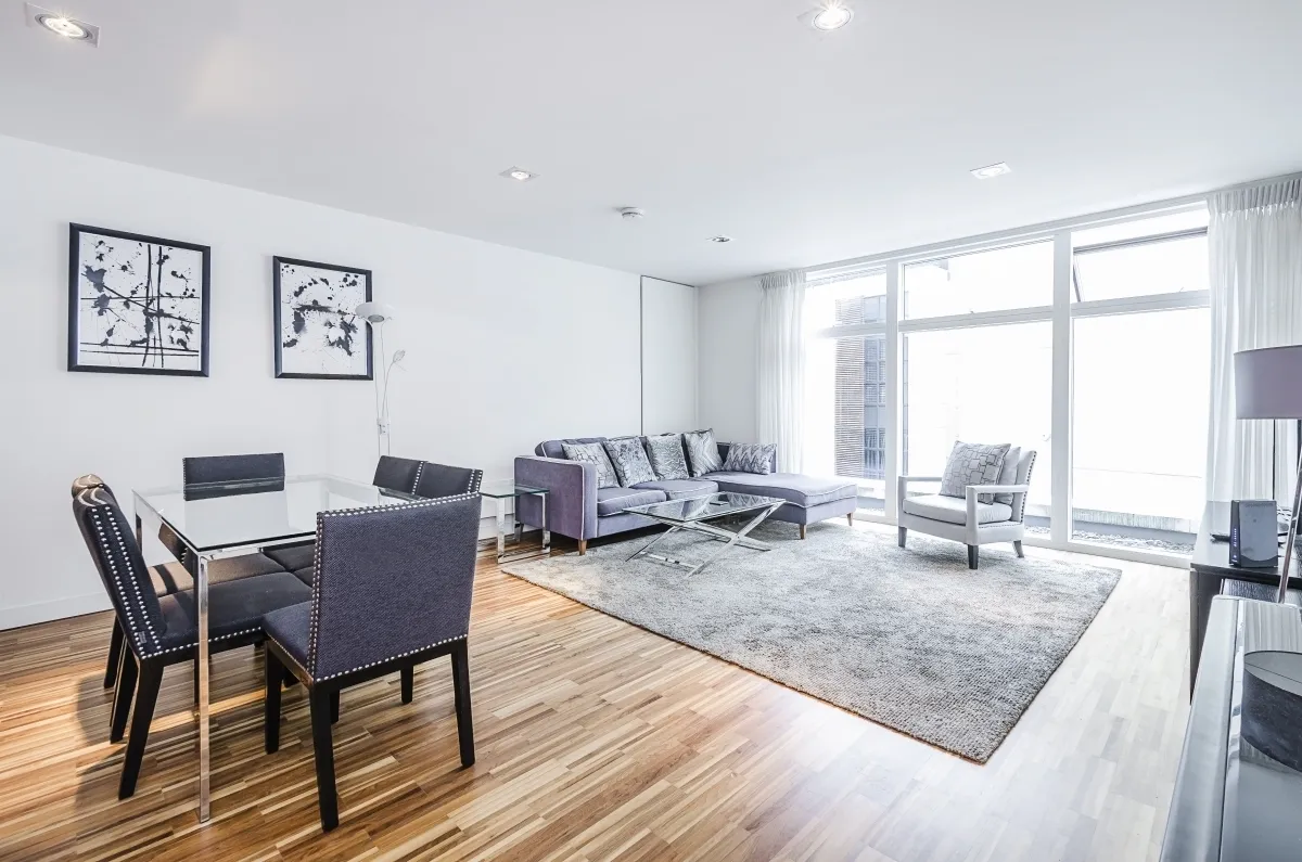 2 bed flat to rent — Fulham Road London SW3
