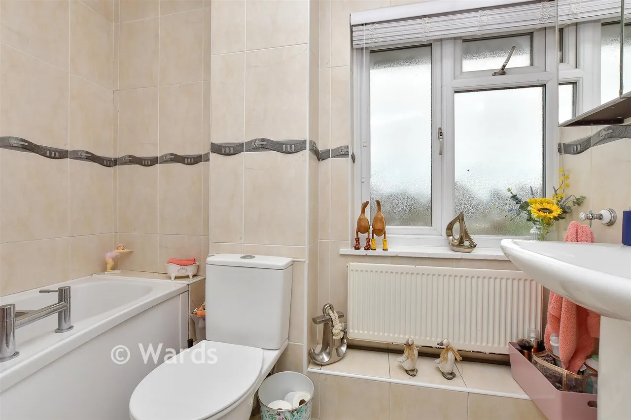 Homewood Avenue, Sittingbourne, ME10, photo 15