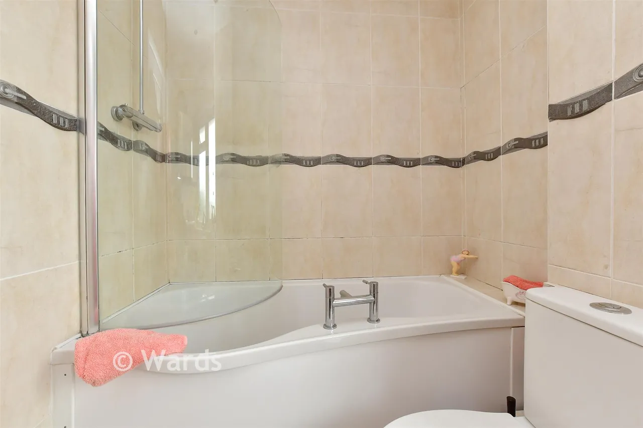 Homewood Avenue, Sittingbourne, ME10, photo 16