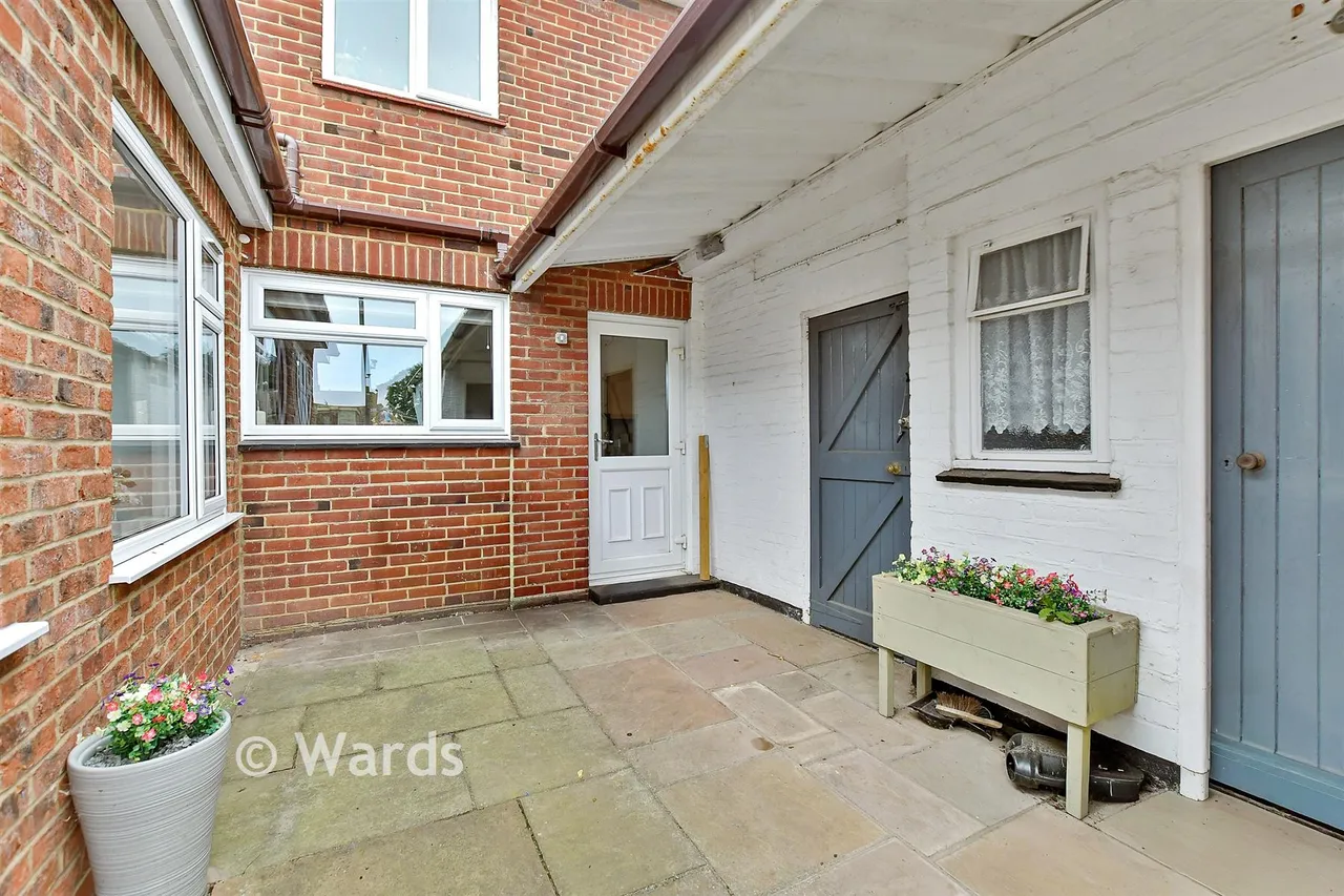 Homewood Avenue, Sittingbourne, ME10, photo 9