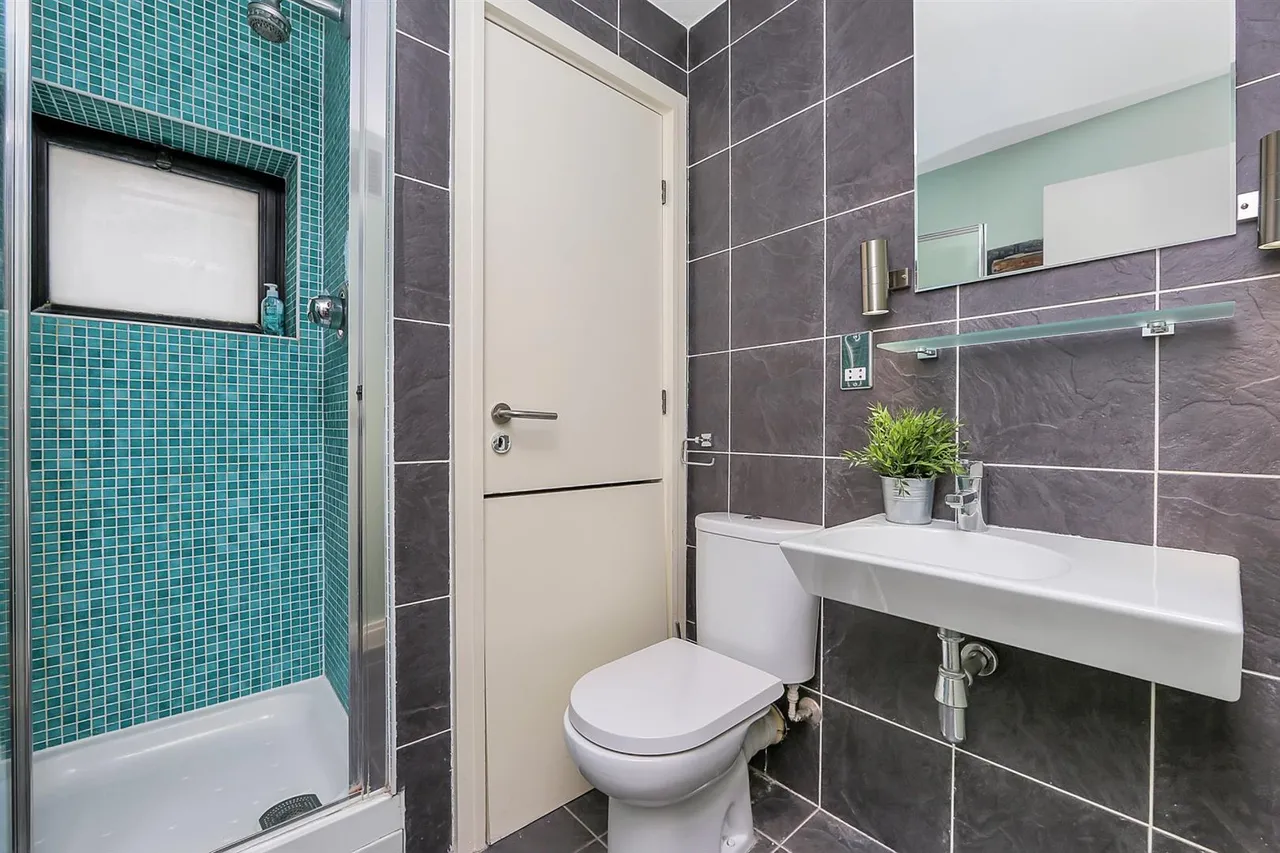 Burrells Wharf Square, London, E14 3TW, photo 8