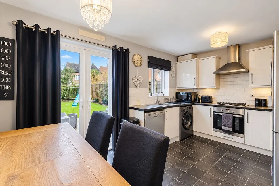 Hainsworth Park, Hull, HU6, photo 3
