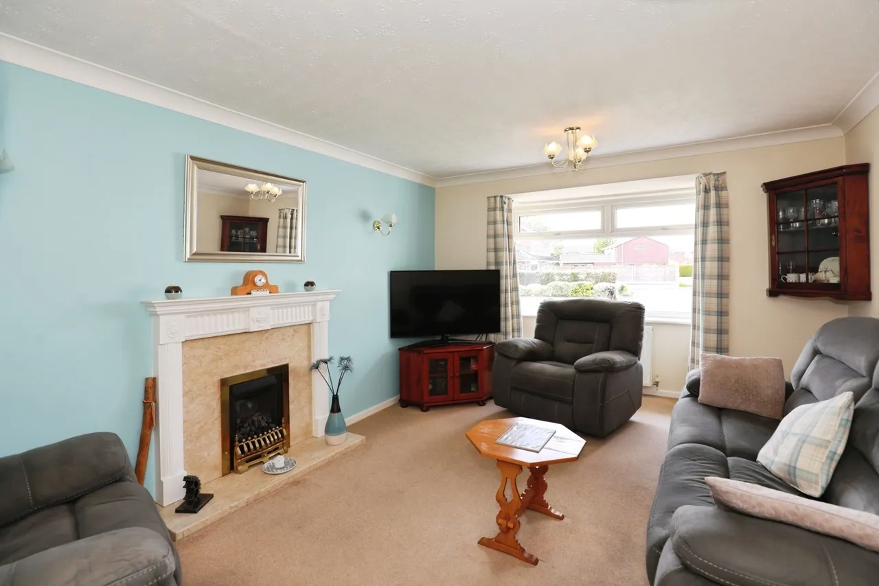 Wellcroft Close, Crewe, Cheshire, CW2, photo 2