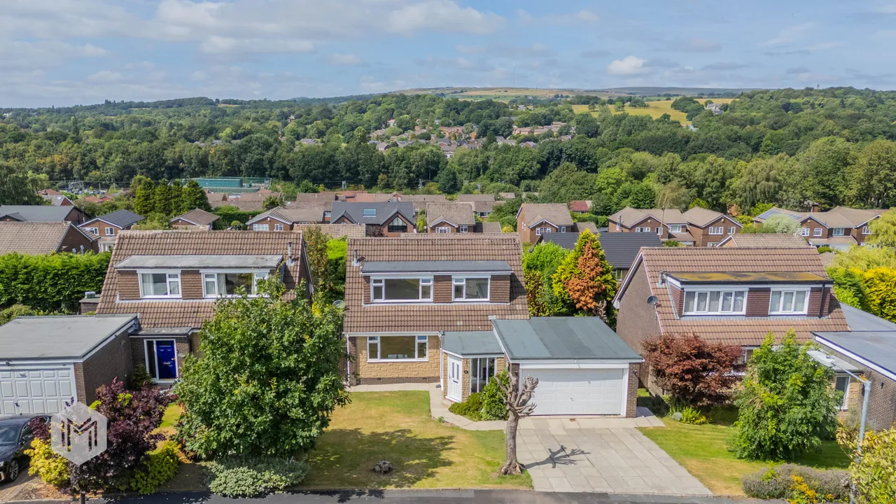 3 bed house for sale — Milverton Close, Lostock, Bolton, BL6 4RR