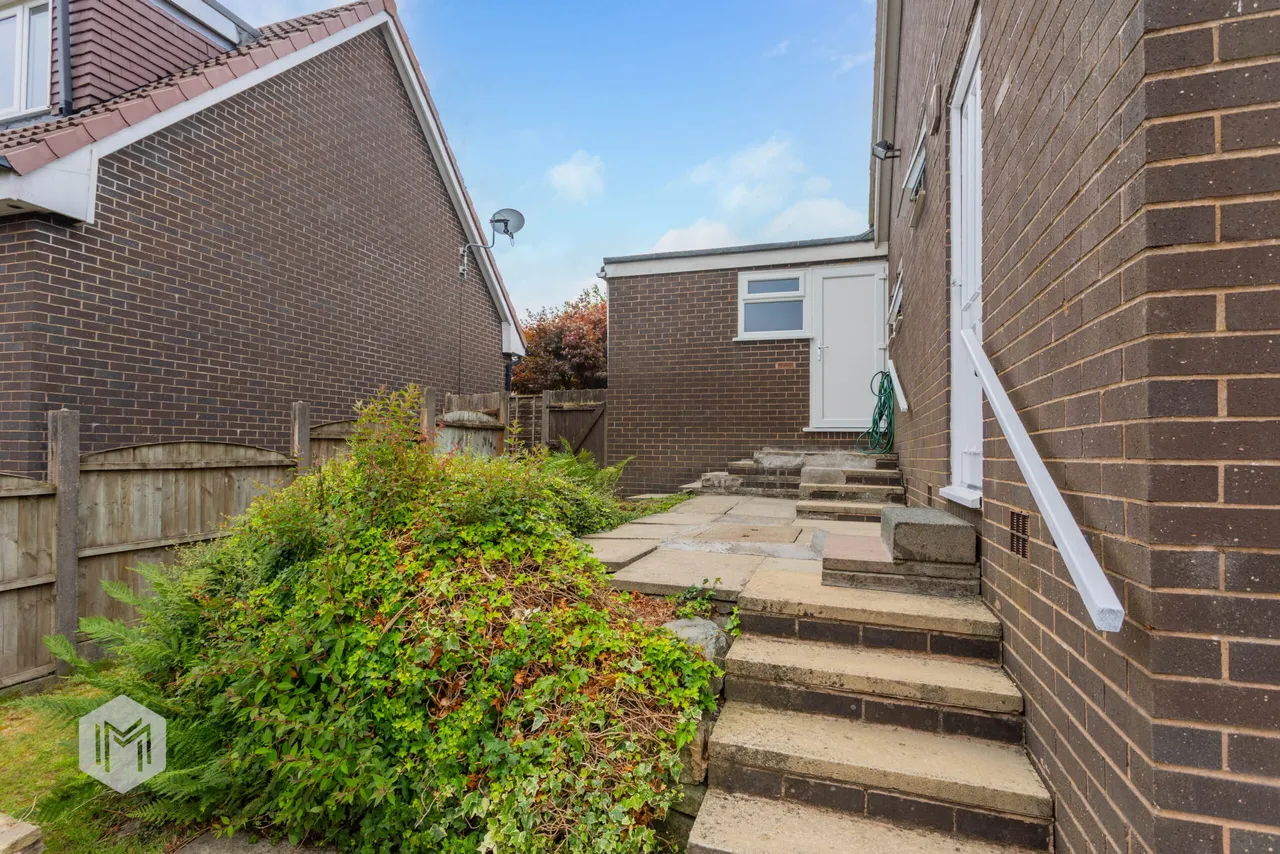 Milverton Close, Lostock, Bolton, BL6 4RR, photo 30