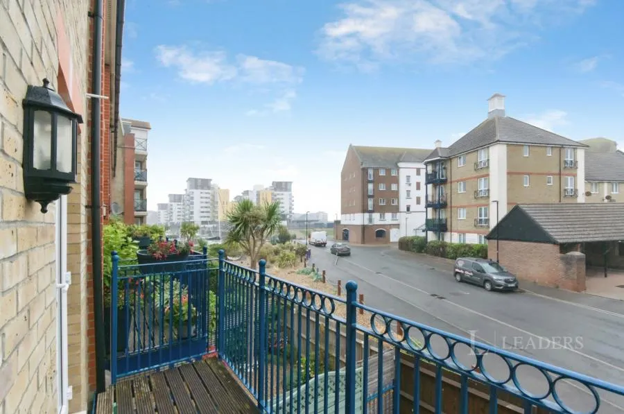 The Piazza, Sovereign Harbour South, BN23, photo 9